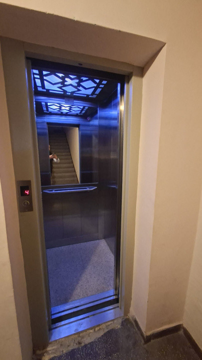 Garsoniera moderna la cheie Gavana, centrala proprie