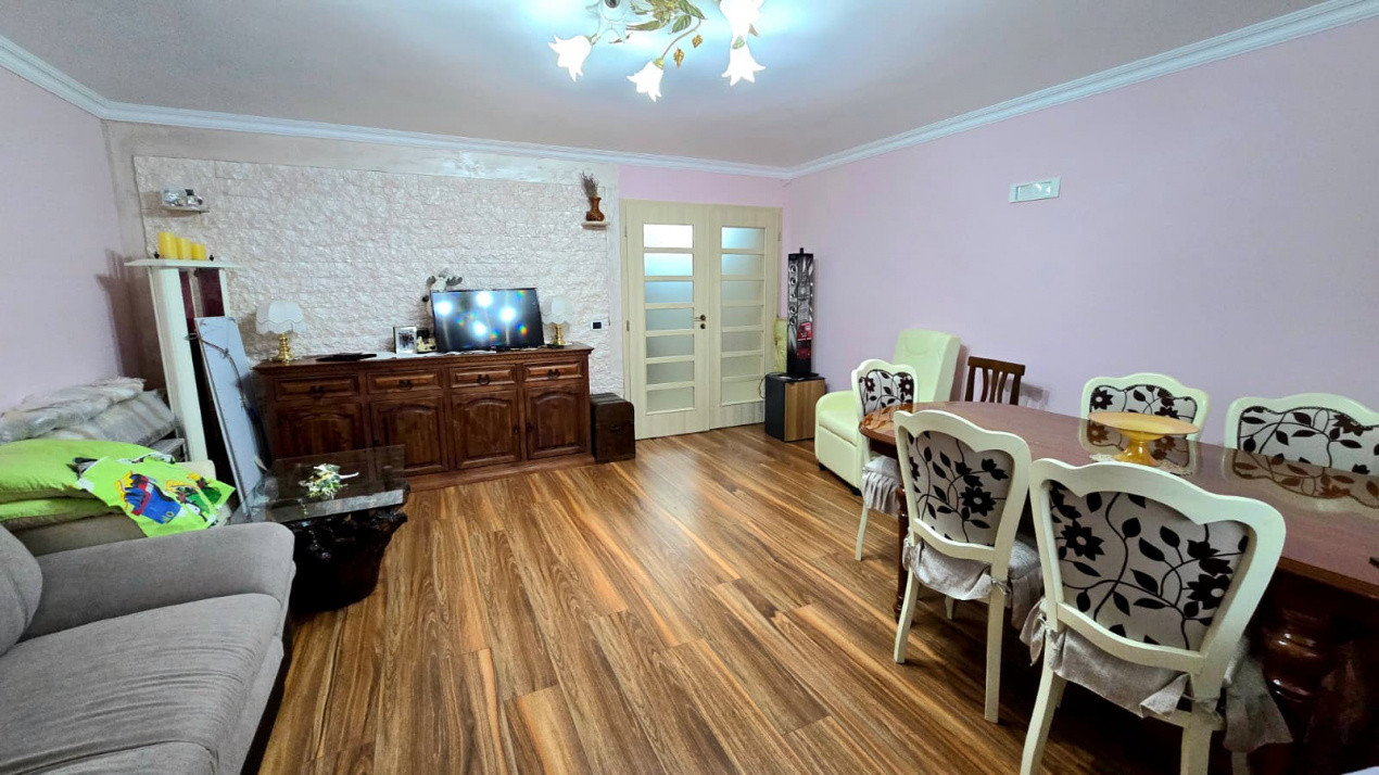 De Vânzare Casă Mărtinesti P+M Satu-Mare 