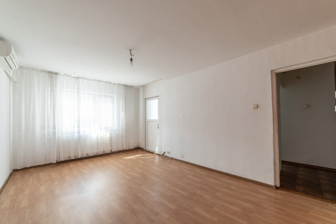 APARTAMENT 3 CAMERE MIOVENI