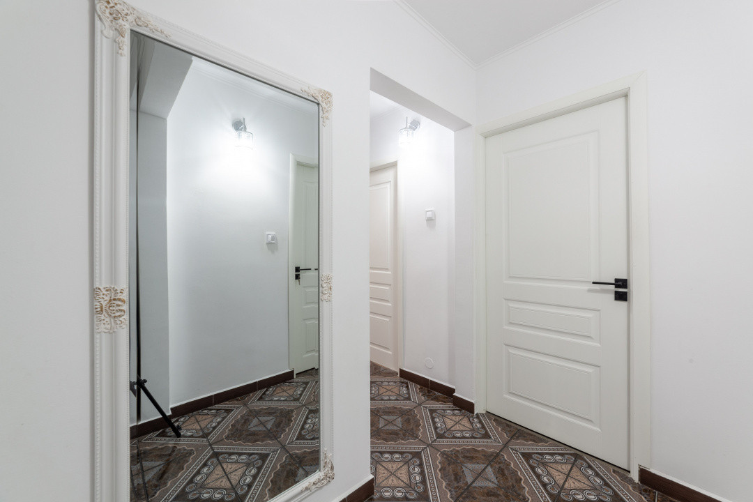 APARTAMENT 3 CAMERE - DECOMANDAT  - PITEȘTI