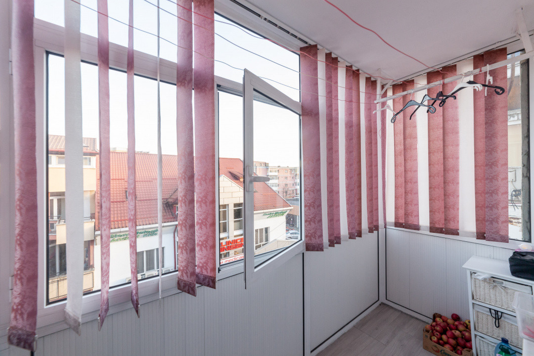 APARTAMENT 3 CAMERE - DECOMANDAT  - PITEȘTI