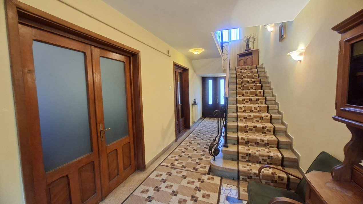 Casa Centrala de vanzare - Strada Rahovei Pitesti