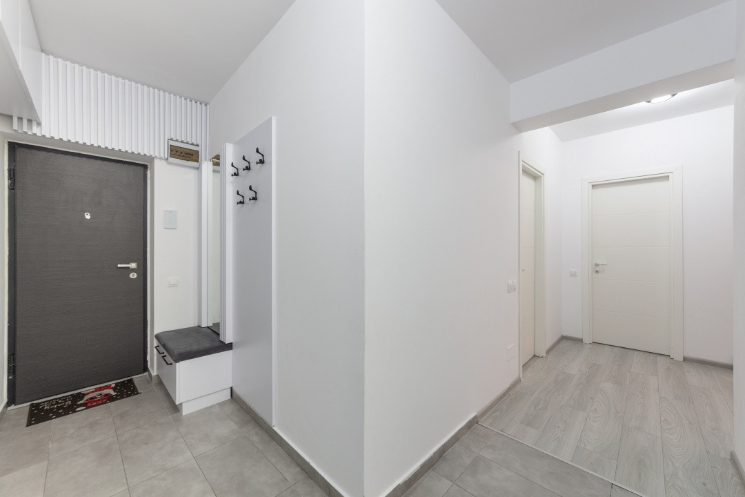 Apartament spatios de 74 mp situat la etajul 5 bloc nou Pitesti!