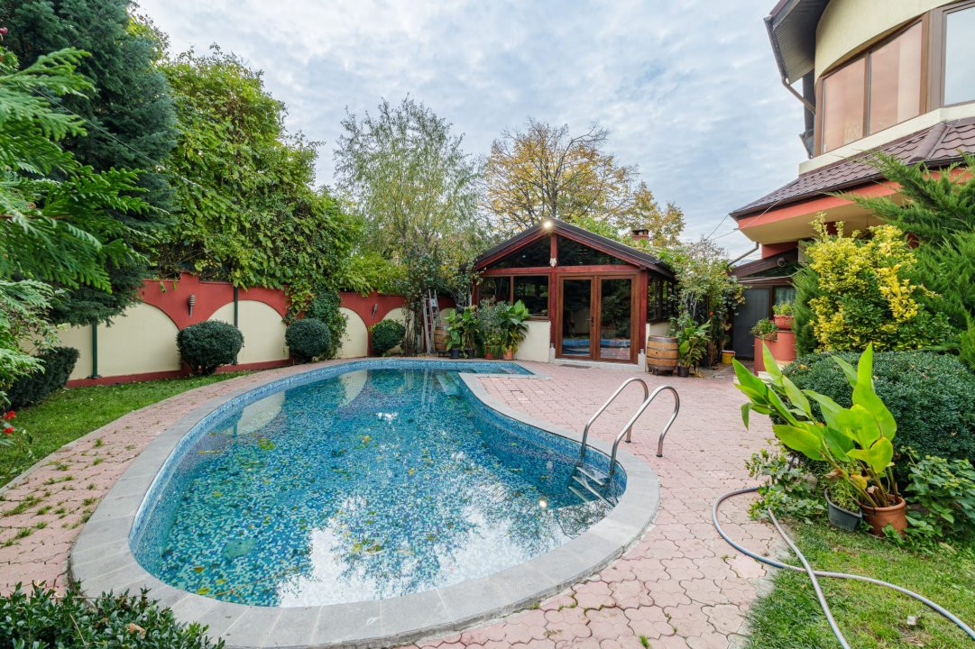 Vilă individuală cu piscină, garaj dublu • teren 766 mp • Popești-Leordeni
