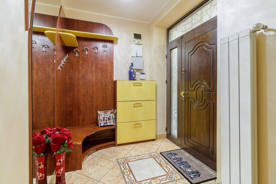 Vilă individuală cu piscină, garaj dublu • teren 766 mp • Popești-Leordeni