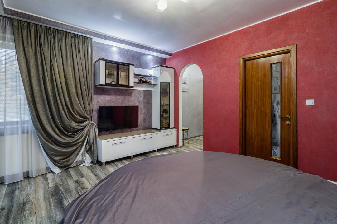 Vilă individuală cu piscină, garaj dublu • teren 766 mp • Popești-Leordeni