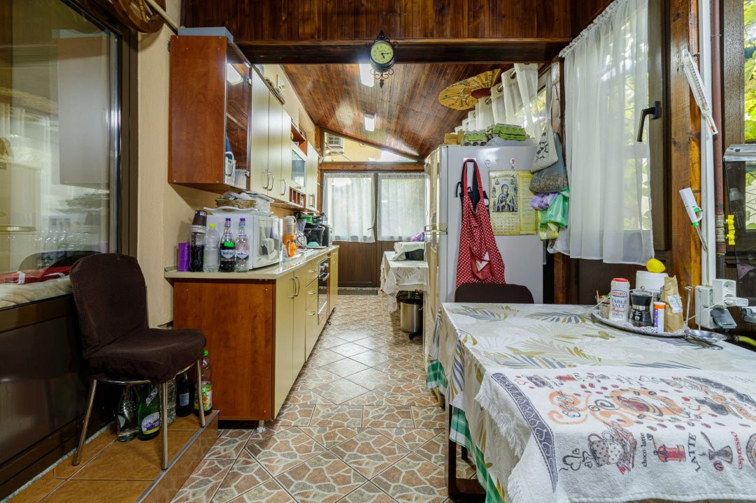 Vilă individuală cu piscină, garaj dublu • teren 766 mp • Popești-Leordeni