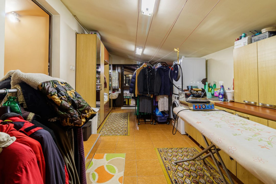 Vilă individuală cu piscină, garaj dublu • teren 766 mp • Popești-Leordeni