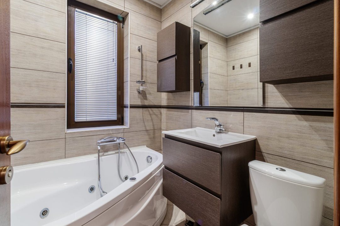 Vilă individuală cu piscină, garaj dublu • teren 766 mp • Popești-Leordeni