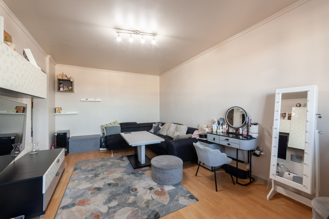 Apartament 3 camere cu priveliste cartier Nord