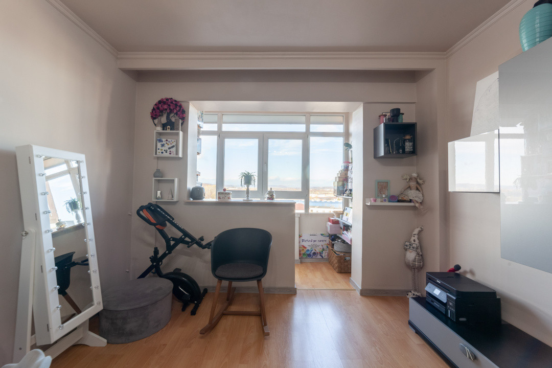 Apartament 3 camere cu priveliste cartier Nord