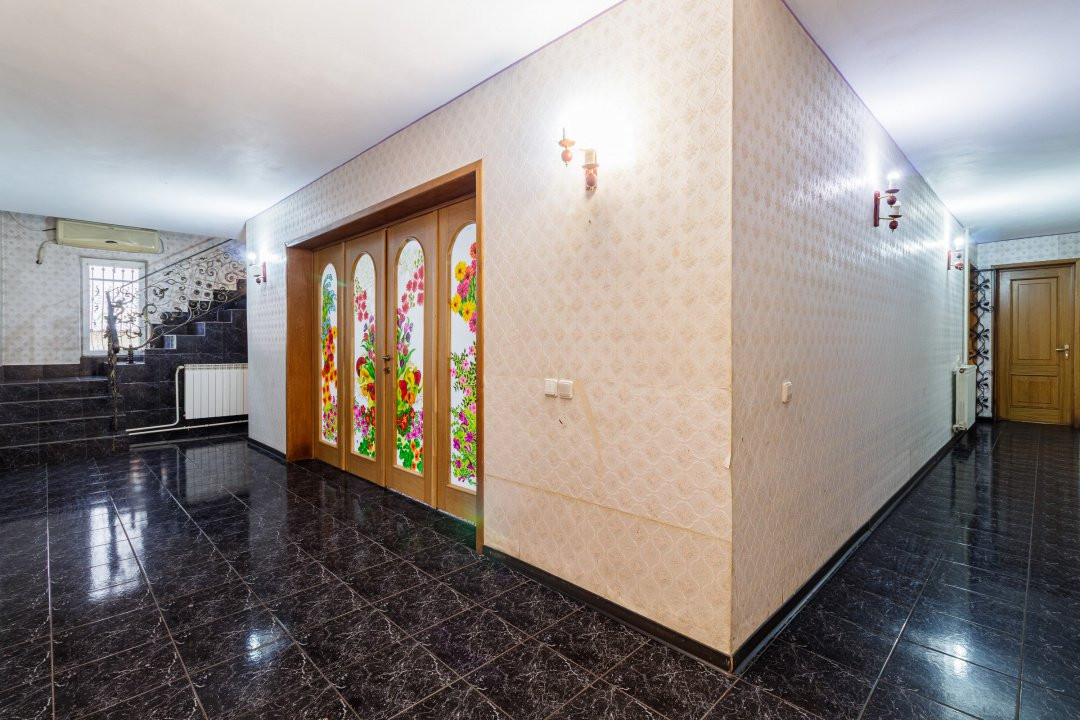 Casa Spatioasa - Teren 1000mp - Otopeni!