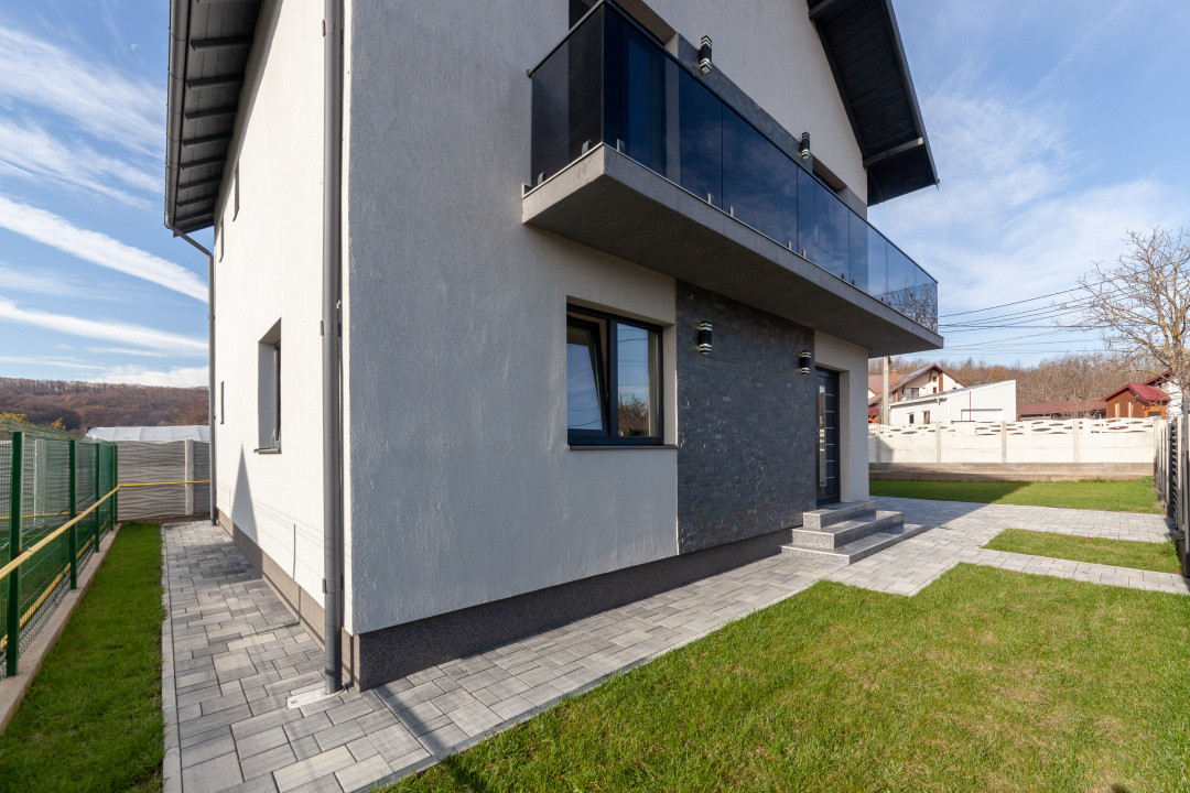 Case premium P+1 în Mărăcineni – Argeselu !