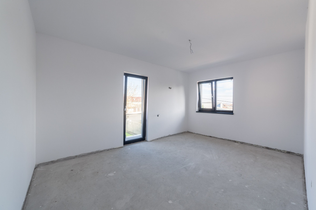 Case premium P+1 în Mărăcineni – Argeselu !