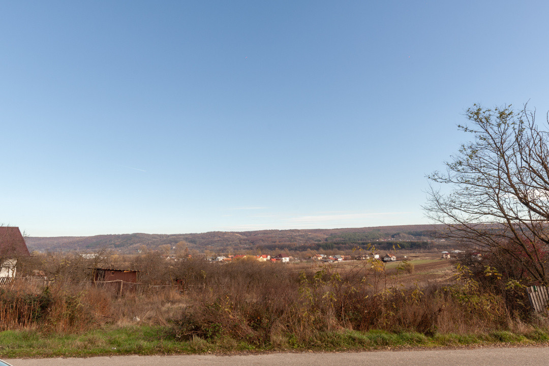 Casa de vanzare 20 km de Pitesti in Com. Malureni-Bunesti- Jud. Arges!
