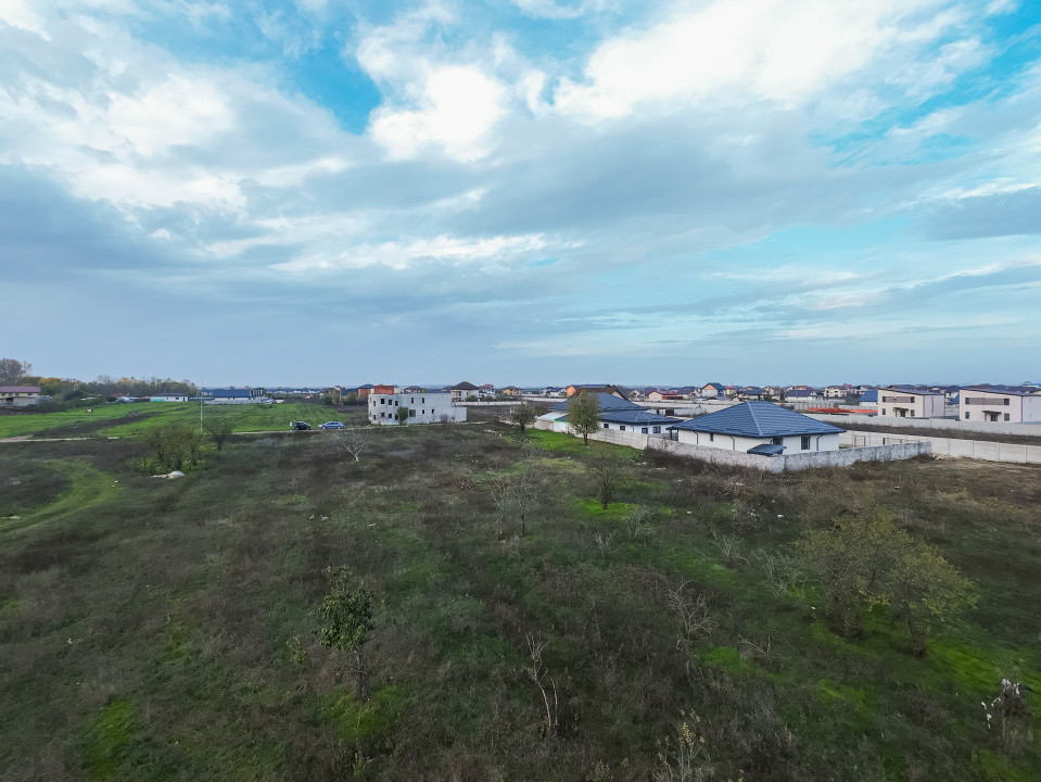 Teren intravilan 634 mp Domnești