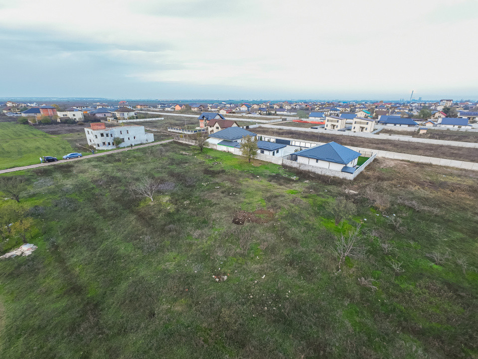 Teren intravilan 634 mp Domnești
