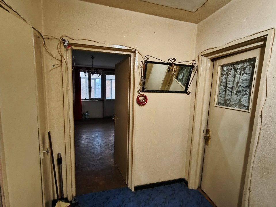 Apartament 2 camere,2 balcoane,  etaj 2, Str. Brândușei, Targu Jiu