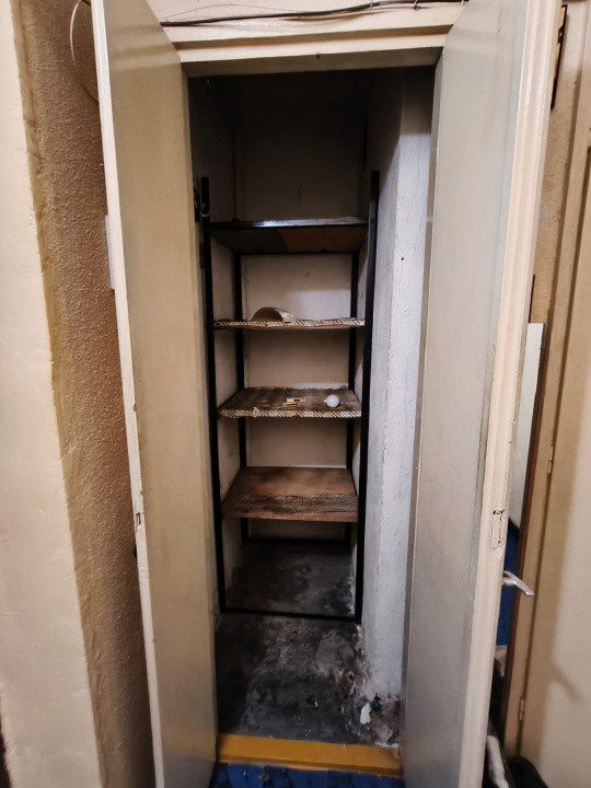 Apartament 2 camere,2 balcoane,  etaj 2, Str. Brândușei, Targu Jiu