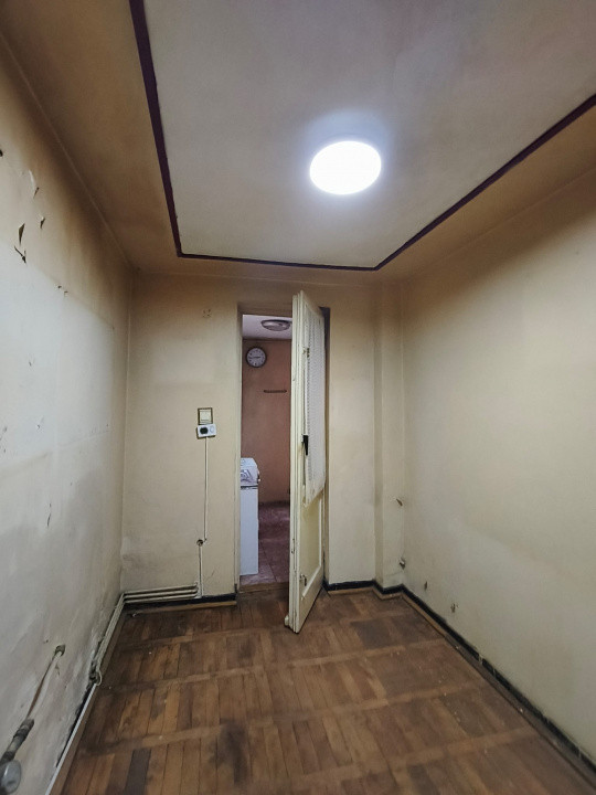Apartament 2 camere,2 balcoane,  etaj 2, Str. Brândușei, Targu Jiu