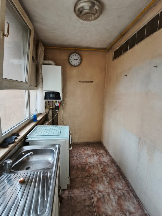 Apartament 2 camere,2 balcoane,  etaj 2, Str. Brândușei, Targu Jiu