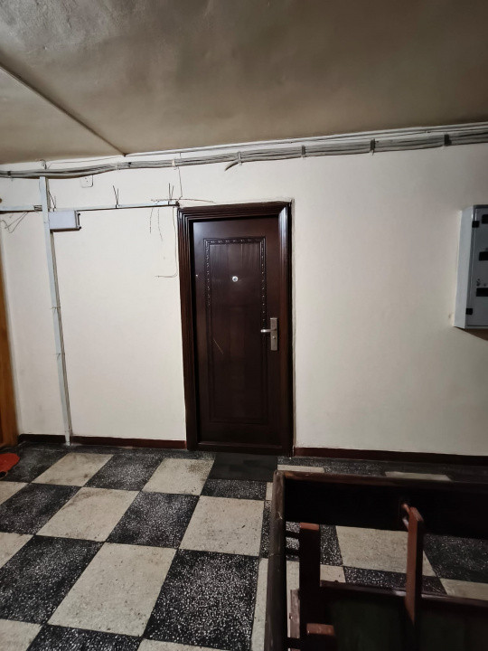 Apartament 2 camere,2 balcoane,  etaj 2, Str. Brândușei, Targu Jiu