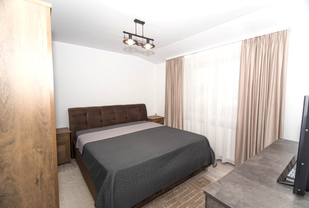 Casa 4 camere langa padure - mobilata si utilata complet - 