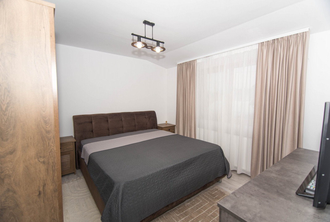 Casa 4 camere langa padure - mobilata si utilata complet -