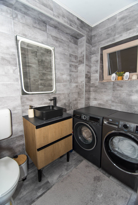 Casa 4 camere langa padure - mobilata si utilata complet -