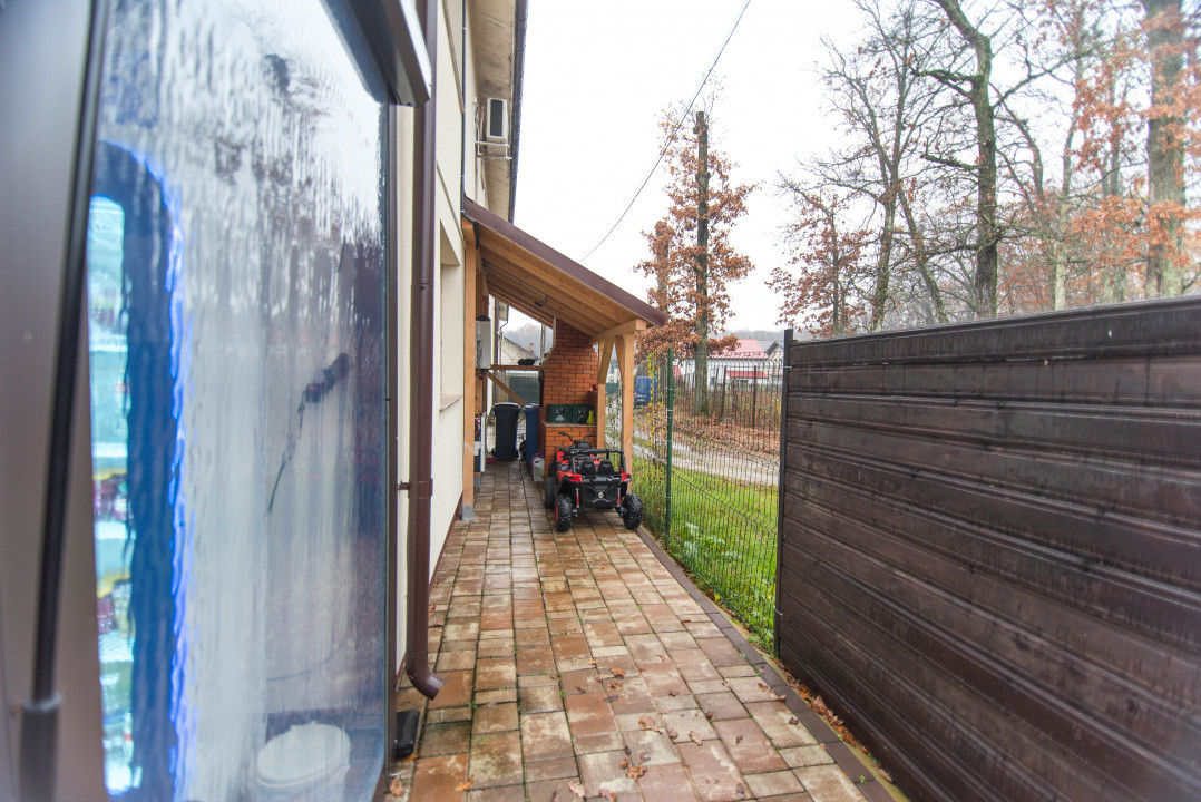 Casa 4 camere langa padure - mobilata si utilata complet -