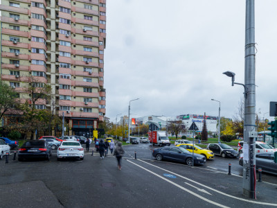 Spatiu, Lumina, Priveliste.  Apartament de 100+ mp, Mega Mall