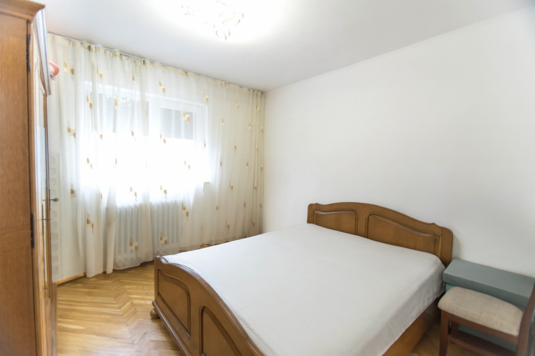 Apartament 4 camere - Nord - Impecabil - foarte spatios 85 MP