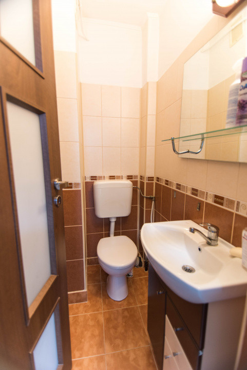 Apartament 4 camere - Nord - Impecabil - foarte spatios 85 MP