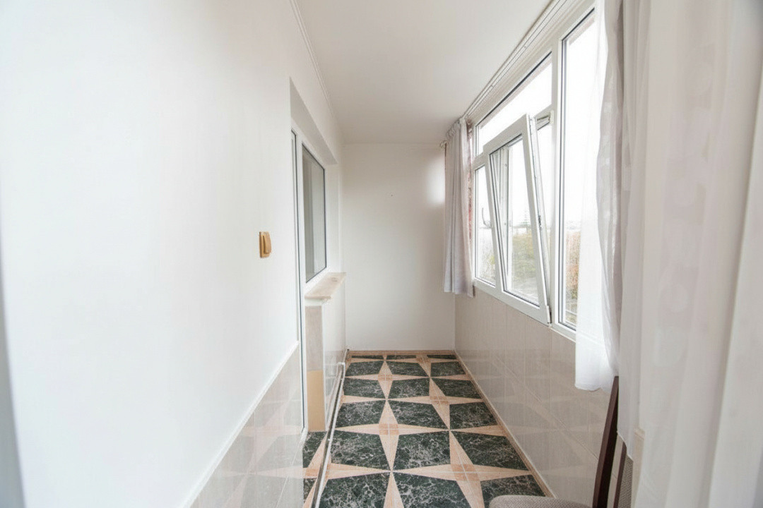 Apartament 4 camere - Nord - Impecabil - foarte spatios 85 MP