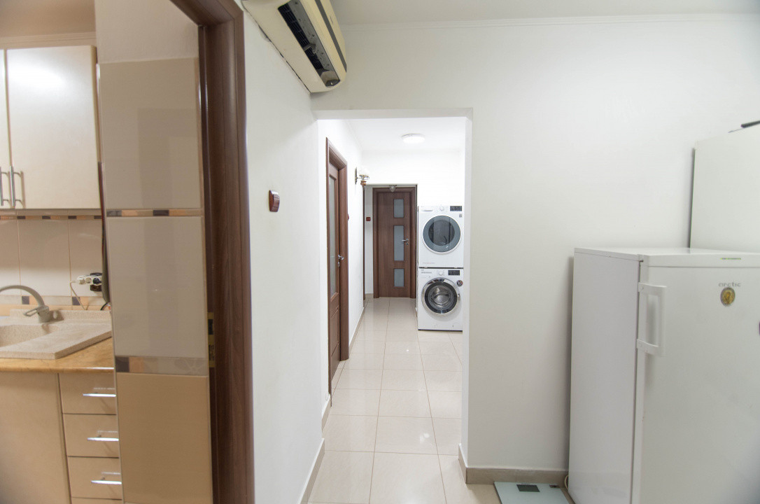 Apartament 4 camere - Nord - Impecabil - foarte spatios 85 MP