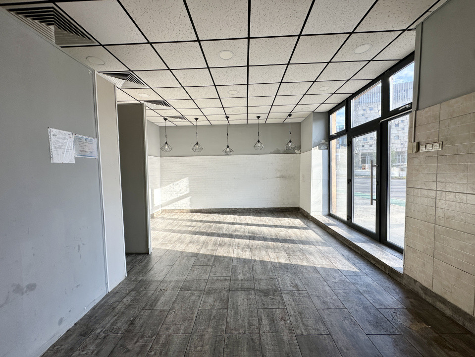 Comision 0. Spatiu comercial , Ultracentral, Gh. Baritiu