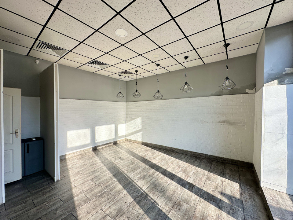 Comision 0. Spatiu comercial , Ultracentral, Gh. Baritiu