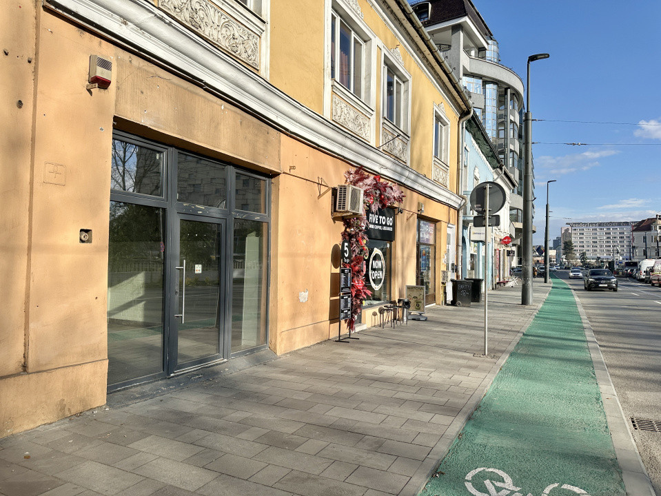 Comision 0. Spatiu comercial , Ultracentral, Gh. Baritiu