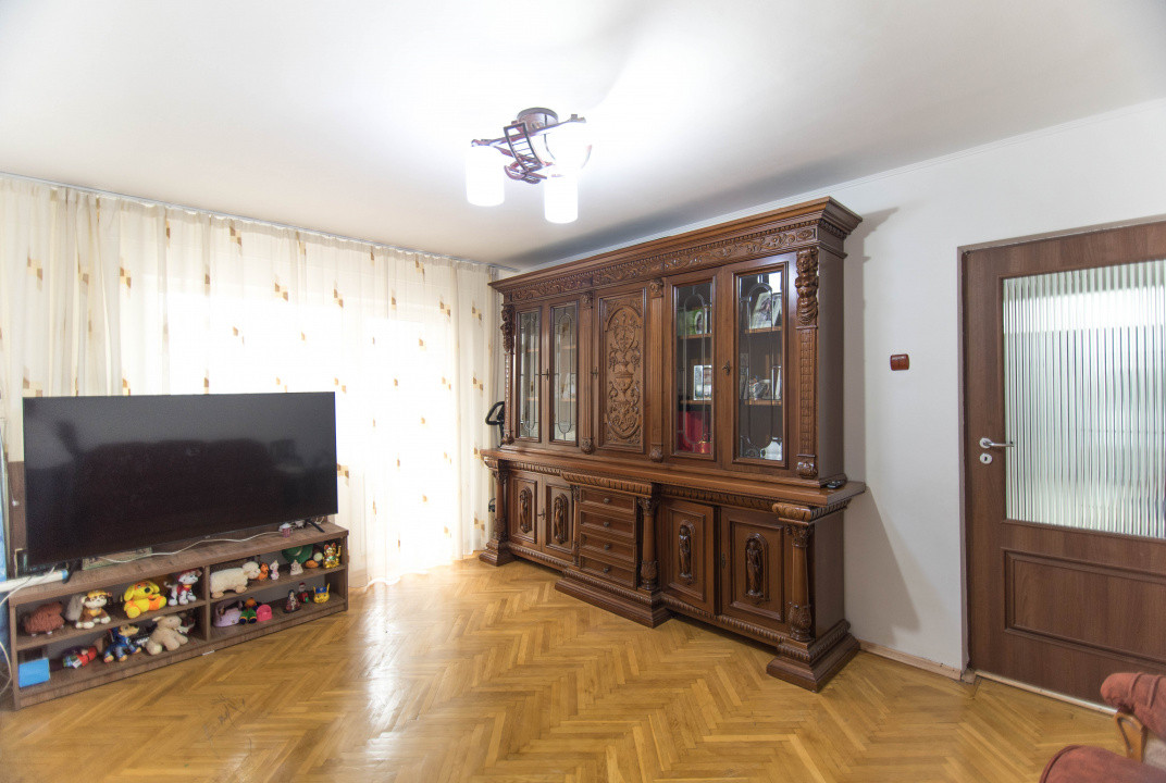 Apartament 4 camere - Nord - Impecabil - 85 MP