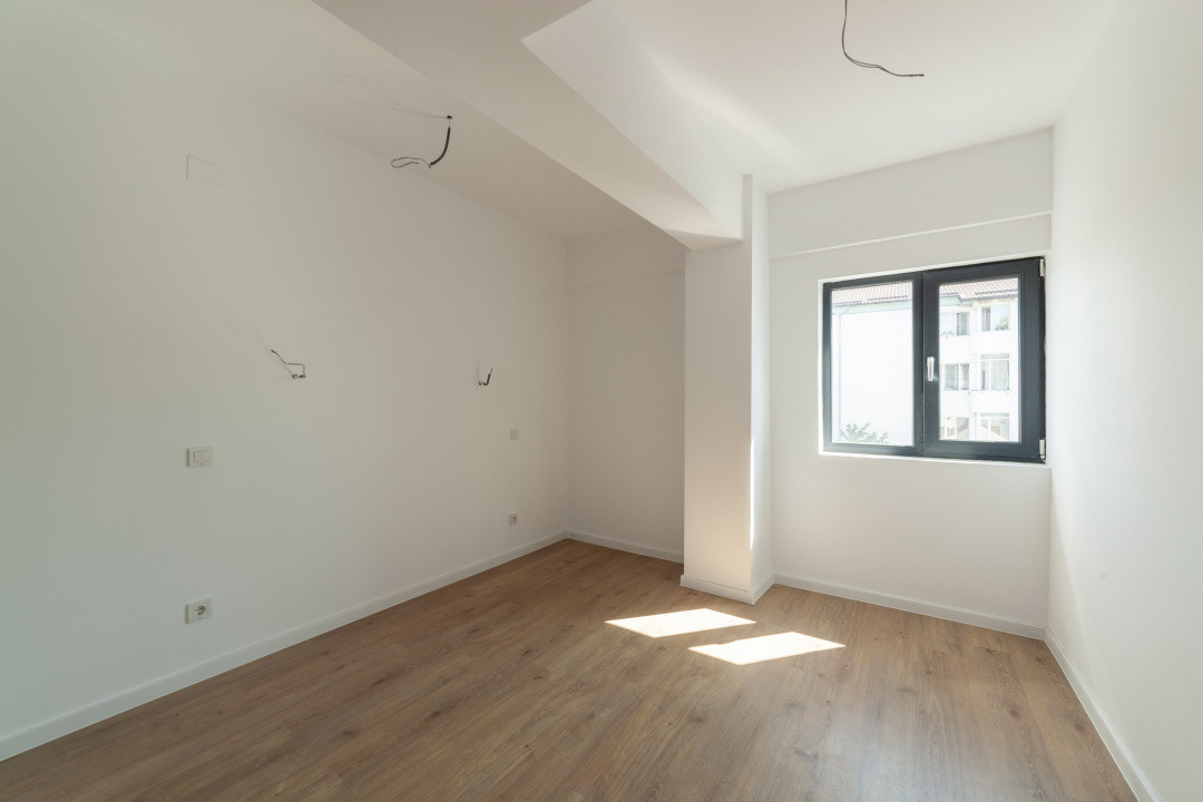 Apartament 3 camere - Bloc 2025 - Pitesti