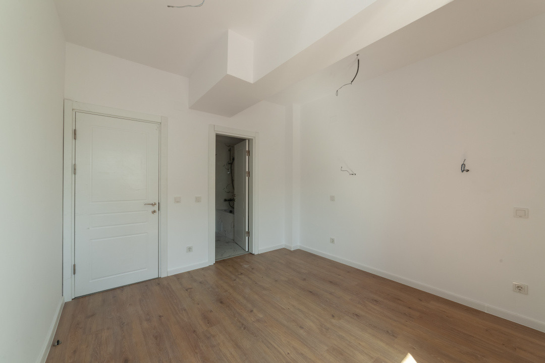 Apartament 3 camere - Bloc 2025 - Pitesti