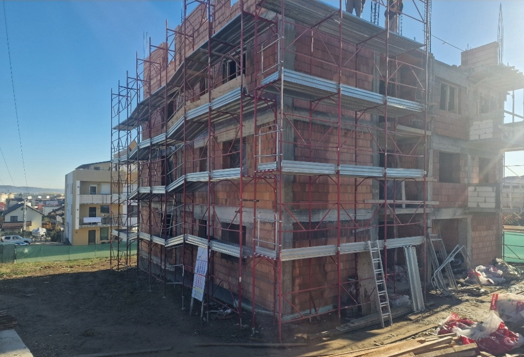 Apartament 2 camere, str Primăverii!