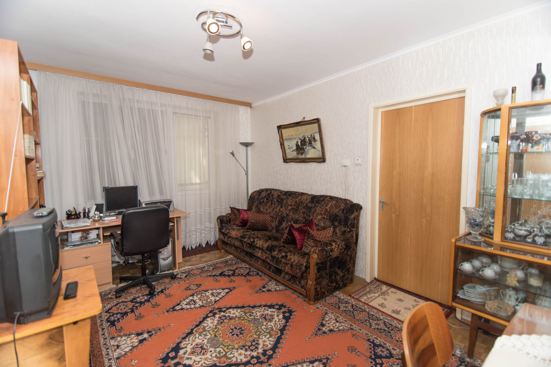 Apartament 3 camere - langa Ramada etaj 1