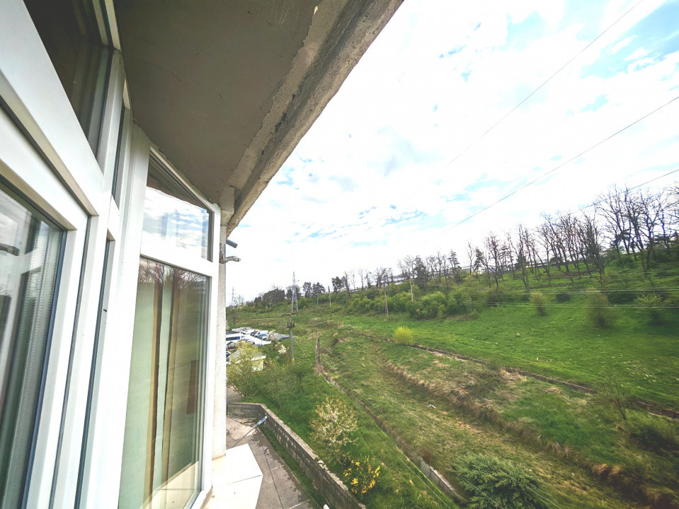 Apartament in Mioveni cu vedere către pădure 