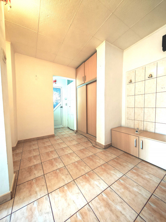 Apartament in Mioveni cu vedere către pădure 