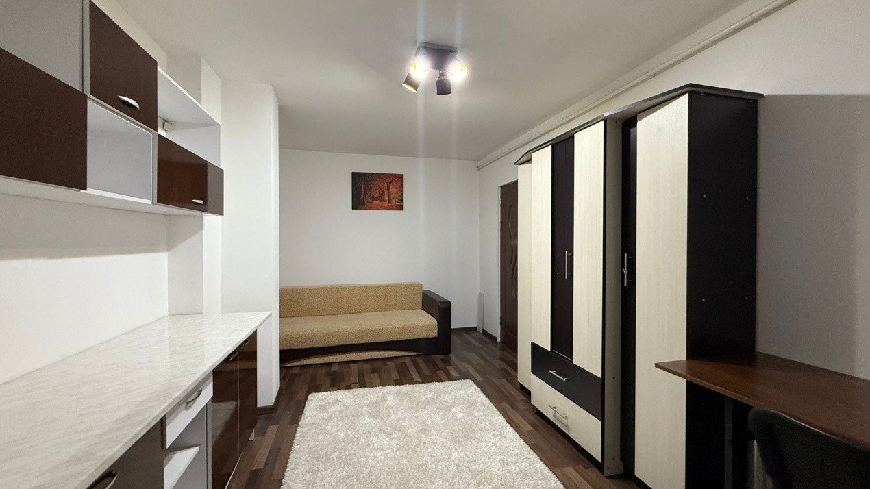 Garsonieră decomandată Pitești -Găvana!