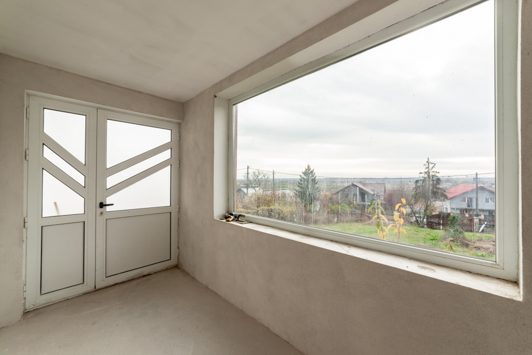 Casa la tara cu teren generos in zona Calinesti-Ciocanesti -Jud. Arges!