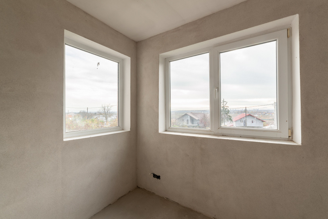 Casa la tara cu teren generos in zona Calinesti-Ciocanesti -Jud. Arges!