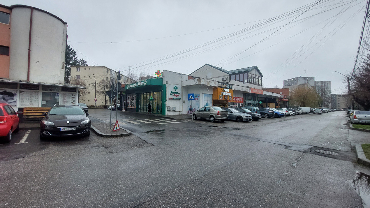 Apartament 3 camere la cativa pasi de centru Pitesti