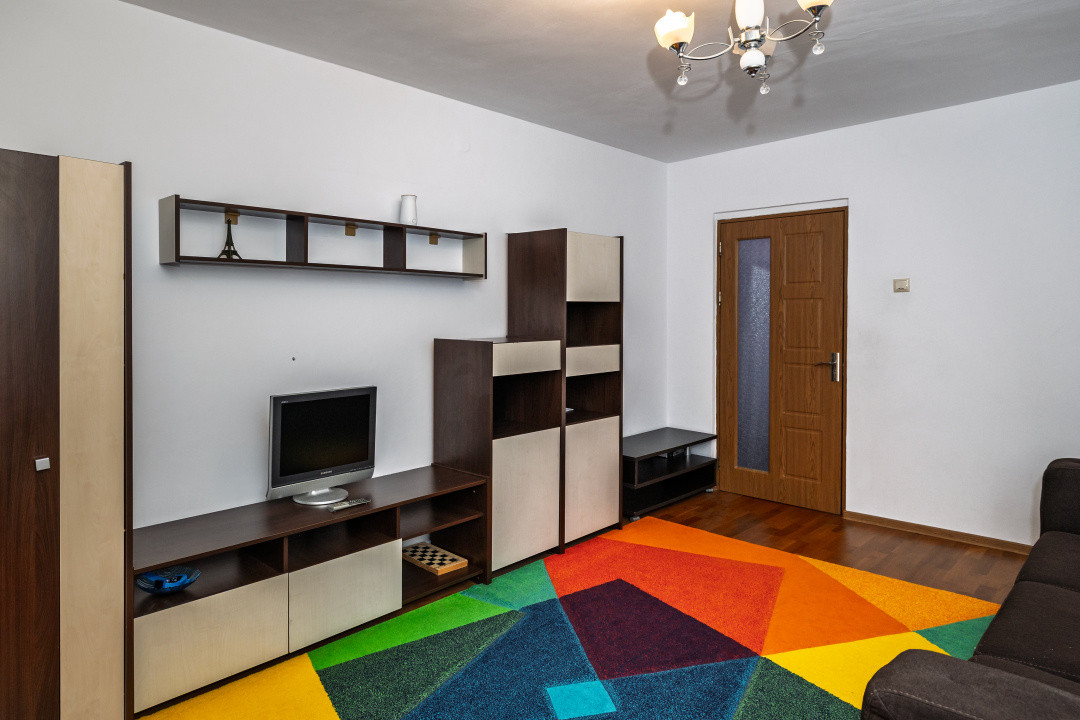 De INCHIRIAT Apartament 2 camere-Pitesti-zona Trivale!